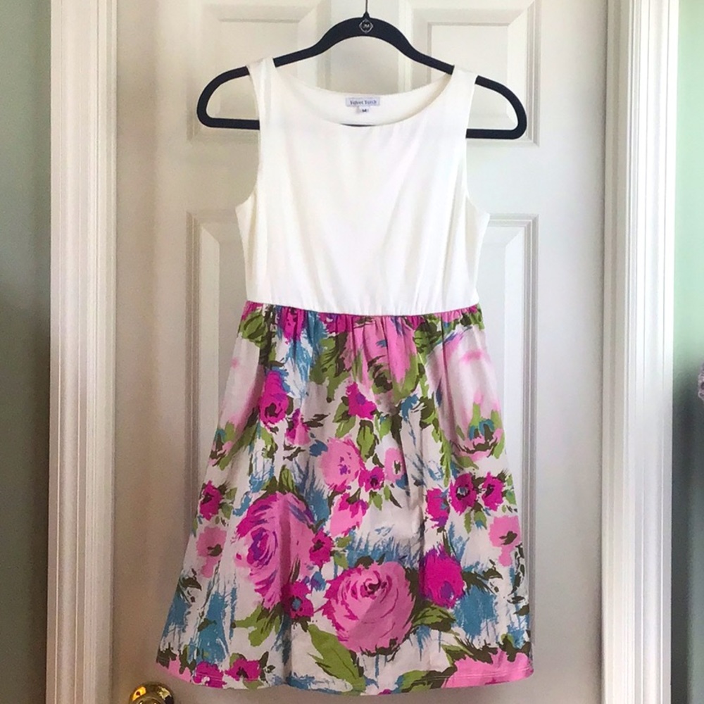 Velvet Torch 🌸 floral sundress